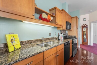 1700 Camden Rd, Charlotte, NC 28203 - photo 6