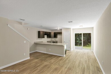 10963 Hidden Haven Ct, Jacksonville, FL 32218 - photo 4