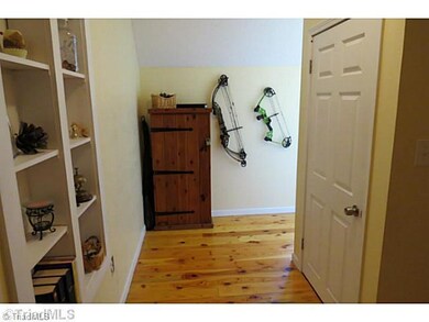 184 Liles Ln, Statesville, NC 28625 - photo 3