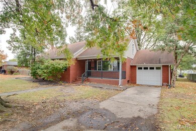 565 5th St, Wood River, IL 62095 - photo 2