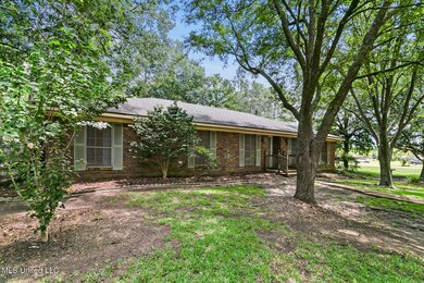 100 Poplar Dr final-29