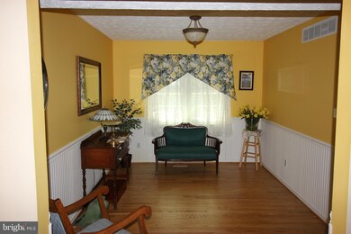 343 Tulip Oak Ct, Linthicum Heights, MD 21090 - photo 6