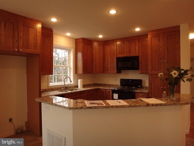 150 N 63rd St, Harrisburg, PA 17111 - photo 5