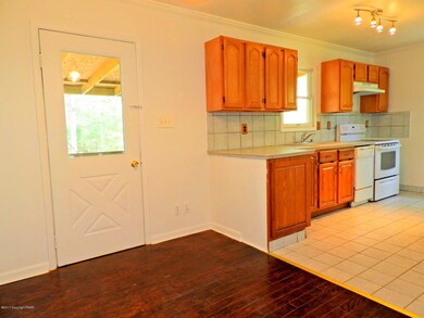 111 Quail Ct, Bushkill, PA 18324 - photo 4