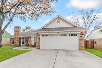 1401 Circle Ln, Bedford, TX 76022 - photo 3