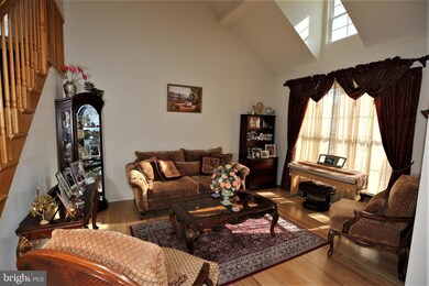 32 Chesapeake Rd, Monmouth Junction, NJ 08852 - photo 5