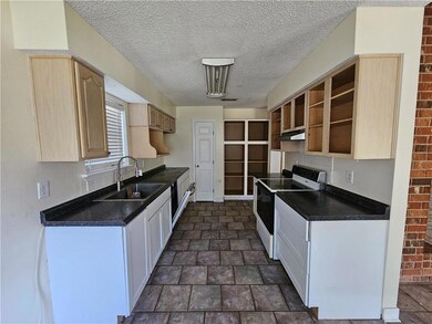 405 Driftwood Cir, Slidell, LA 70458 - photo 4