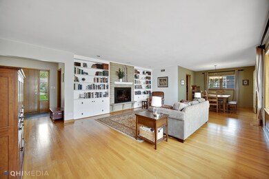 902 S Main St, Wheaton, IL 60189 - photo 5