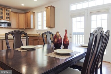 927 Hall Station Dr, Bowie, MD 20721 - photo 3