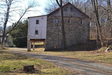 40 Wheeler Ln, Bally, PA 19503 - photo 3