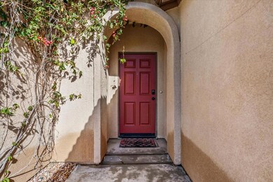 04-64330 Pyrenees Ave -4