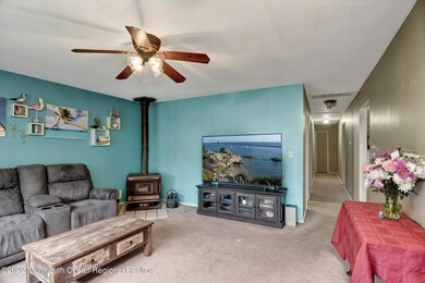 07-Living Room