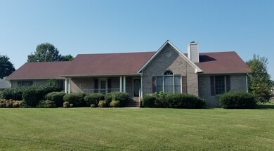 153 Greenbriar Cir, Manchester, TN 37355 - photo 5