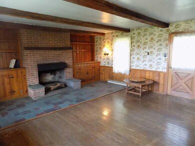 Family Room.