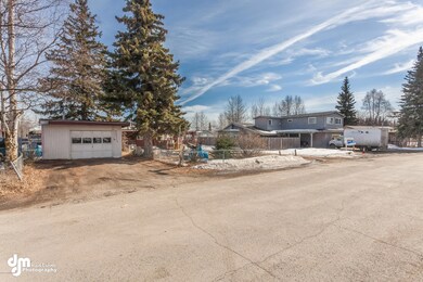 Exterior - Street View 20170415-DW-6901-