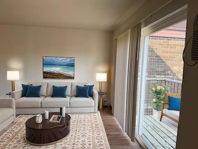 490 Pleasant Run Dr unit F, Wheeling, IL 60090 - photo 3