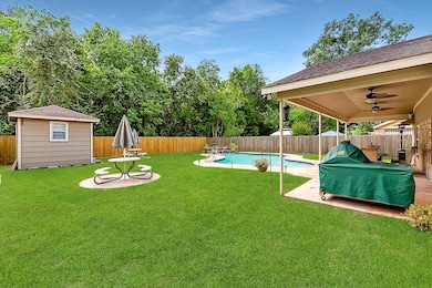 7422 Ashmole Ln, Houston, TX 77088 - photo 5