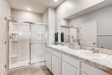 Jemison-print-007-008-Master Bathroom-36