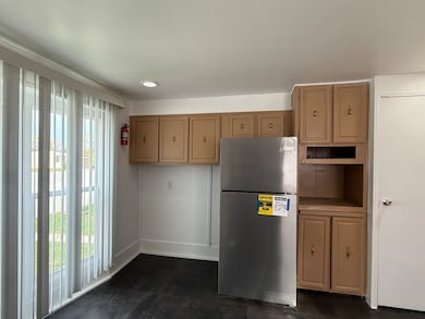 605 Tanglewood Rd, Matteson, IL 60443 - photo 3