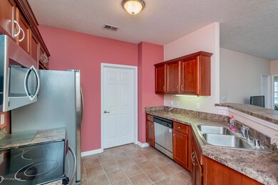 9402 Clubview Dr L #104-21