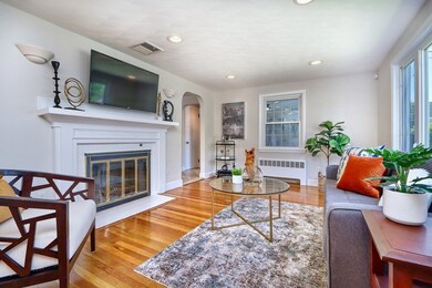 7 Akeson Rd, Woburn, MA 01801 - photo 5