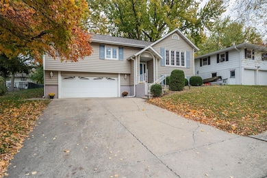 1506 W 14th St S, Newton, IA 50208 - photo 3