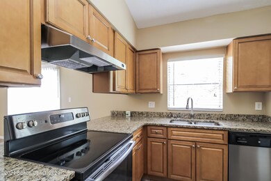 005-photo-kitchen-8322647