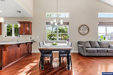 610 NW Hillcrest Dr, Dallas, OR 97338 - photo 7