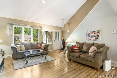 10-print-15144 Wintergreen Ct, Spring La