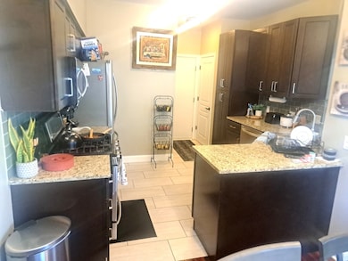 761 Verde Vista Ct unit 611F, Elgin, IL 60123 - photo 5