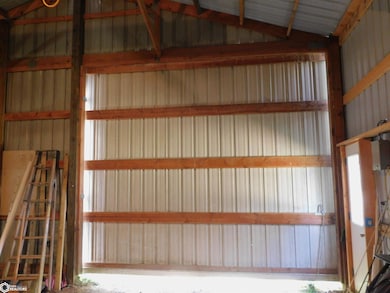 413 Maple St, Deloit, IA 51441 - photo 4