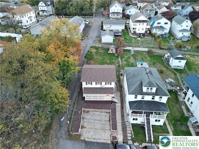 9 Mack St, Wilkes Barre, PA 18705 - photo 4