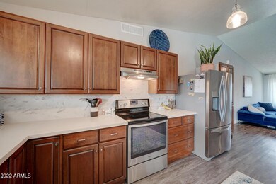 1602 E Juanita Ave-7