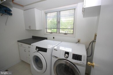 6910 Parchment Rise, Columbia, MD 21044 - photo 3