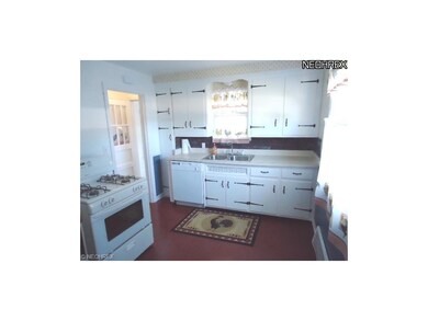 Newer stove 2011, Dishwasher 2012, Newer windows, 