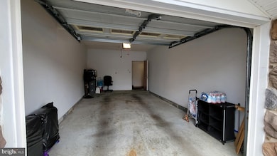 7416 Hindon Cir, Windsor Mill, MD 21244 - photo 2