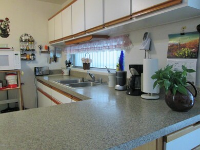 9th_Kitchen