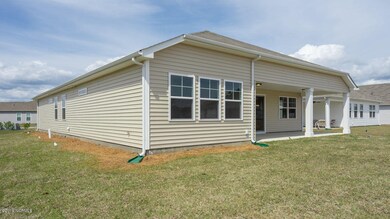 444 Cornflower St unit 593 Eaton H, Carolina Shores, NC 28467 - photo 3