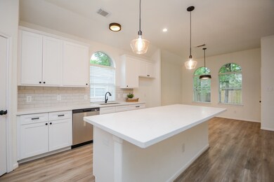 35 Colewood Ct, Spring, TX 77382 - photo 2