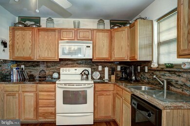 7010 Vismanco Ln, Clinton, MD 20735 - photo 5