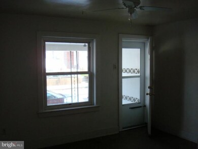 325 N 10th St, Darby, PA 19023 - photo 2