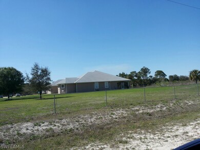 Nearby neighbors on Wheeler Road