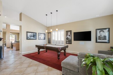 6) FORMAL LIVING_DINING
