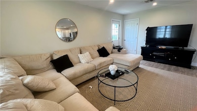 20 Nellie St, Providence, RI 02904 - photo 3