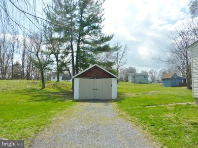 2147 Northwestern Pike, Winchester, VA 22603 - photo 5