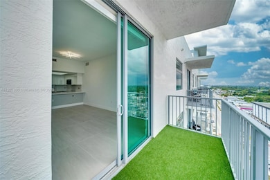 Hollywood Station unit 1007, Hollywood, FL 33020 - photo 4