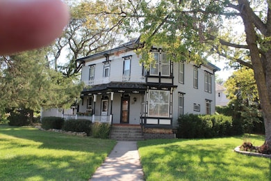 702 Washington St, Concordia, KS 66901 - photo 4
