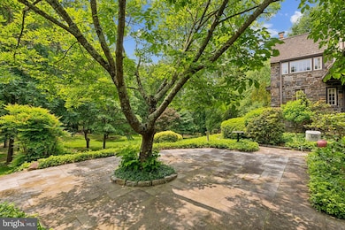 328 Sugartown Rd, Devon, PA 19333 - photo 5