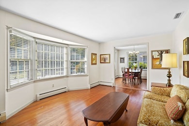 10 Aragon Dr, Trumbull, CT 06611 - photo 5