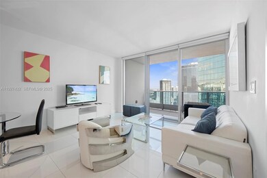 200 Biscayne Boulevard Way unit 4311, Miami, FL 33131 - photo 3